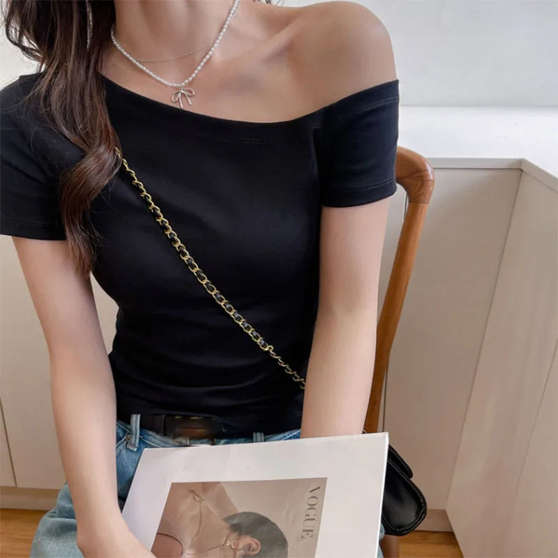 One-Shoulder Short Sleeve Tee – Black & White Contrast