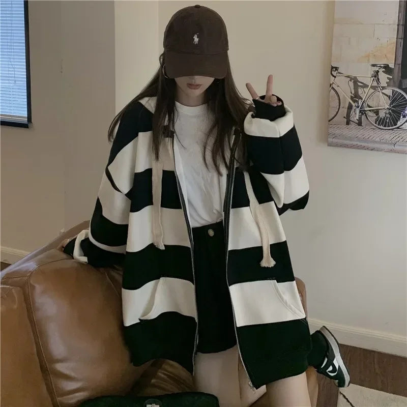 Striped Zip-Up Hoodie – Loose Fit Sweatshirt