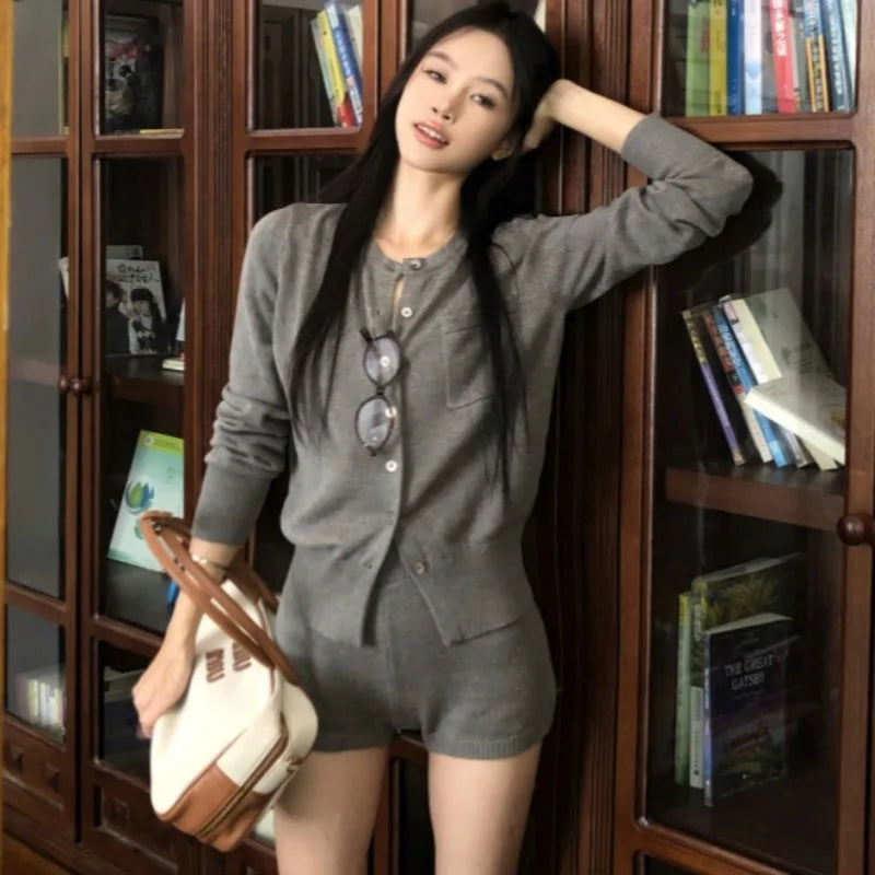 Slim Fit Knit Cardigan Set – 2pcs Slouchy Short Style