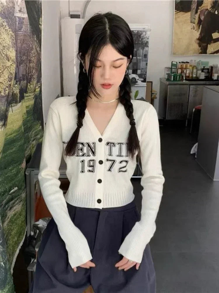 Cropped V-Neck Knit Cardigan – Slim Kpop Grunge Style