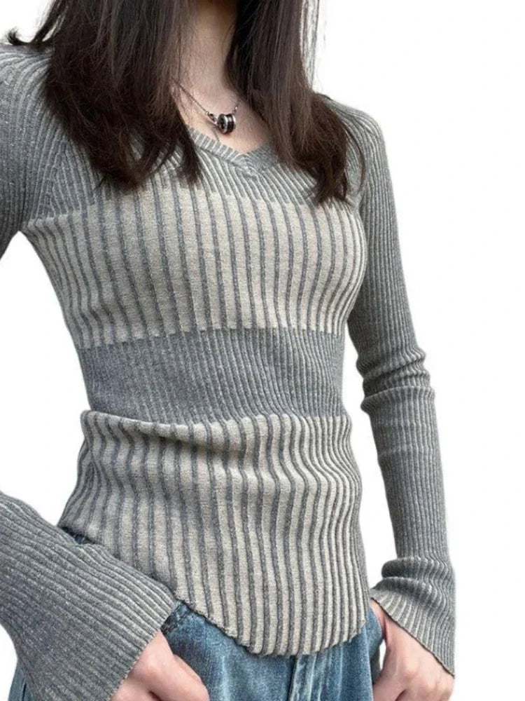 Striped V-Neck Knit Pullover – Vintage Style
