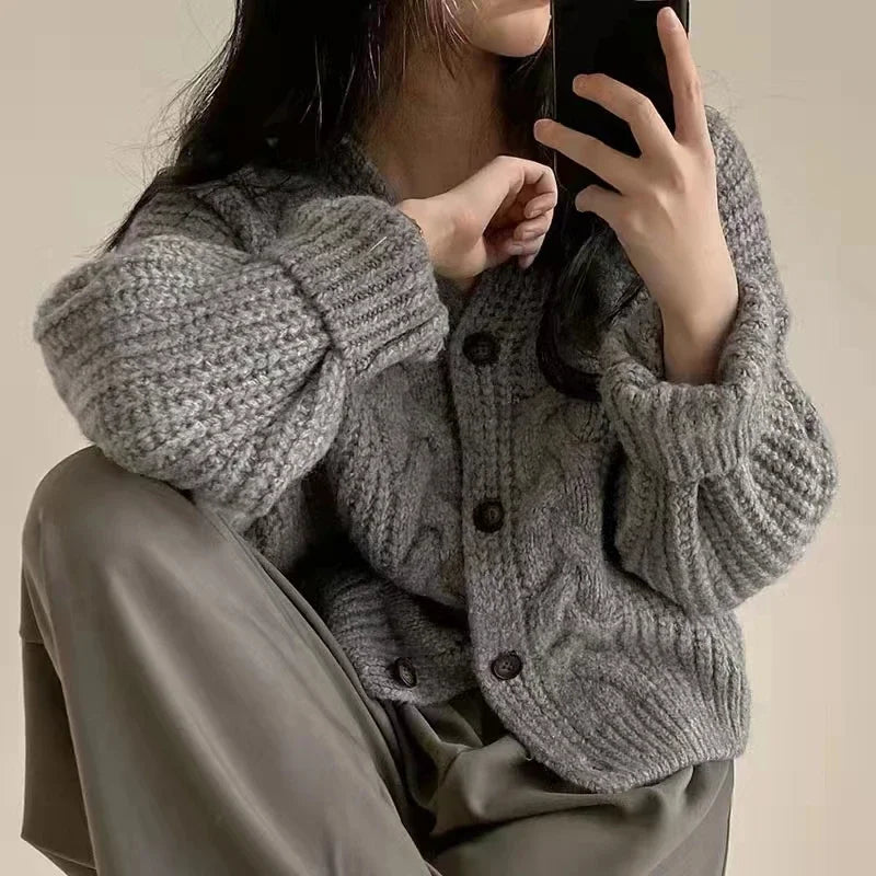 Casual Loose Fit Cardigan – Preppy Style Knit Sweater