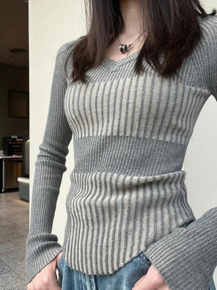 Striped V-Neck Knit Pullover – Vintage Style