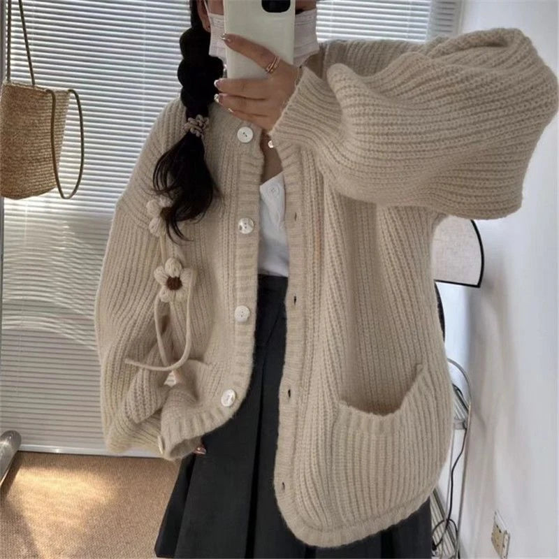 V-Neck Knit Cardigan – Slim Short Jacket Outer