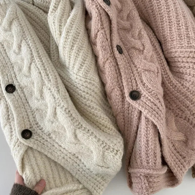 Casual Loose Fit Cardigan – Preppy Style Knit Sweater