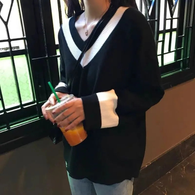 Patchwork Knit Sweater – V-Neck Long Sleeve Pullover