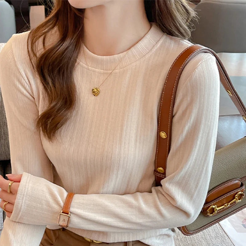 Loose Turtleneck Sweater — Casual Pullover