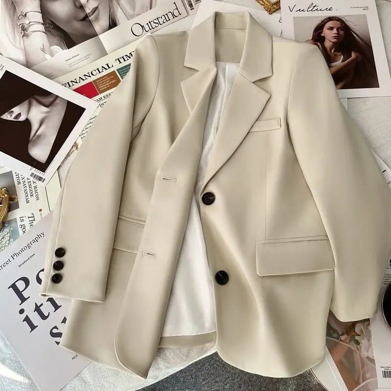 Black Office Blazer – Elegant & Tailored