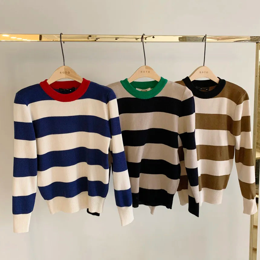 Striped Pullover Sweater – Vintage Knit Top