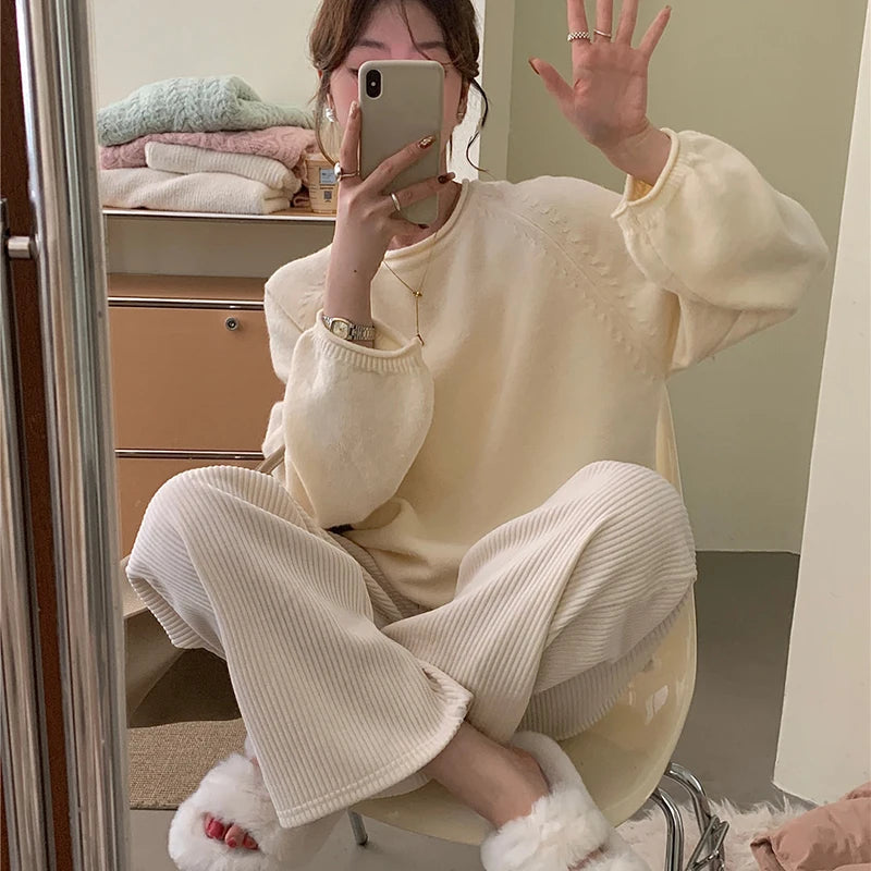 Cartoon Logo O-Neck Sweater — Casual Jumper
