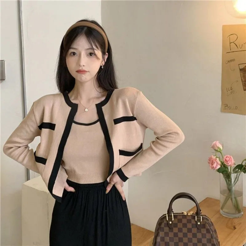 Halter Vest & Long Knit Cardigan – 2-Piece Street Look