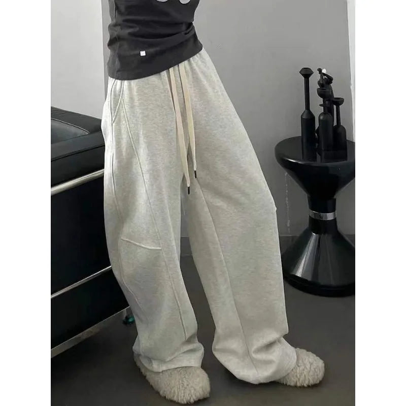 Vintage Oversized Sweatpants – High Waist Baggy Jogger Style