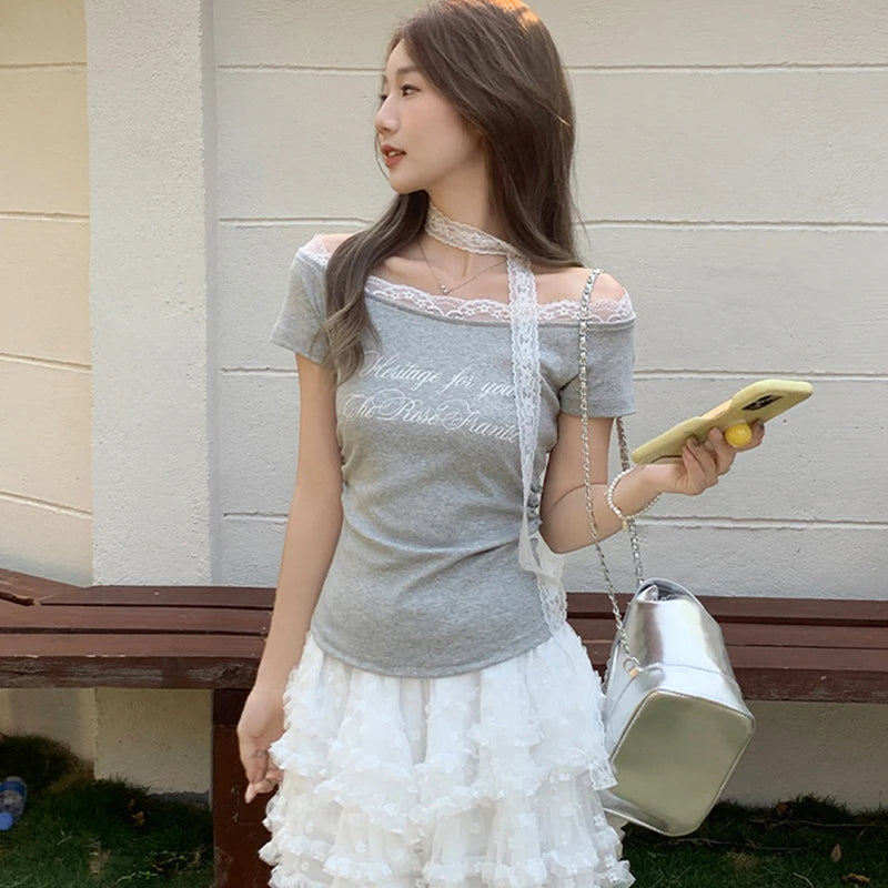 Lace Slash-Neck Off-Shoulder Slim Tee – Feminine & Flirty