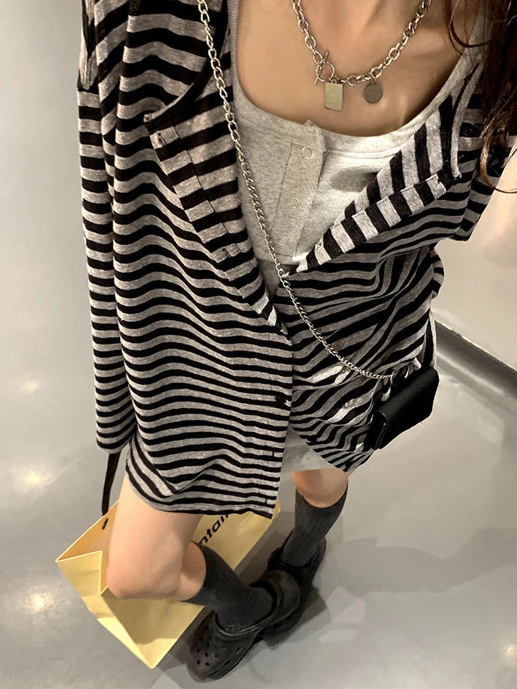Gray Striped Knit Cardigan – Casual Long Sleeve Grunge Look