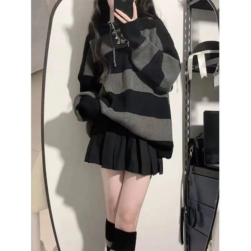 Knitted Sweatshirt – Loose Fit Long Sleeve Pullover