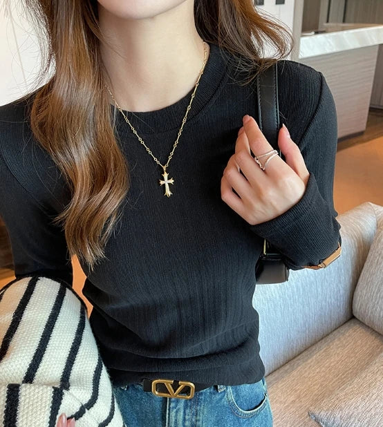 Loose Turtleneck Sweater — Casual Pullover