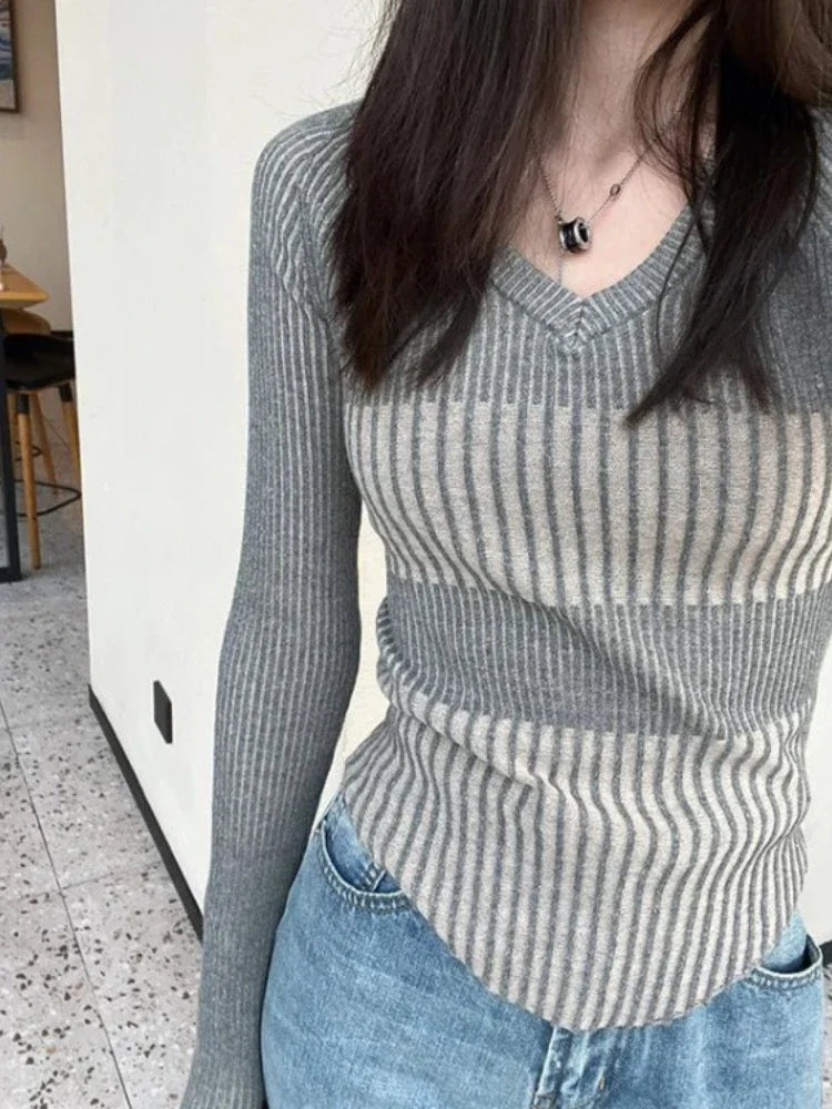 Striped V-Neck Knit Pullover – Vintage Style