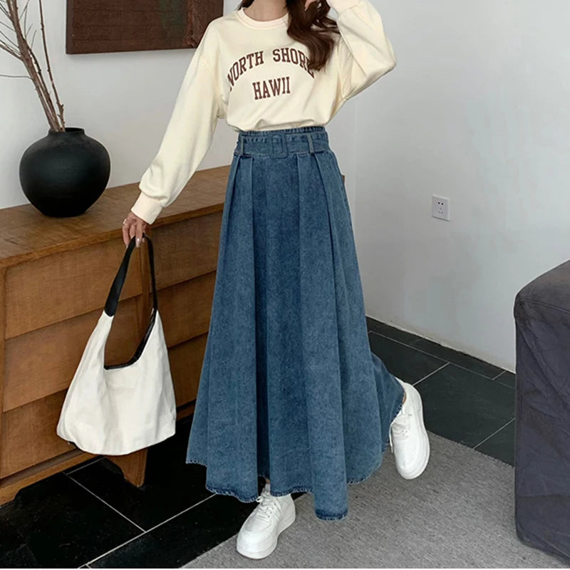 A-line Pleated Skirt – Long Jean Style, Vintage 2000s Look