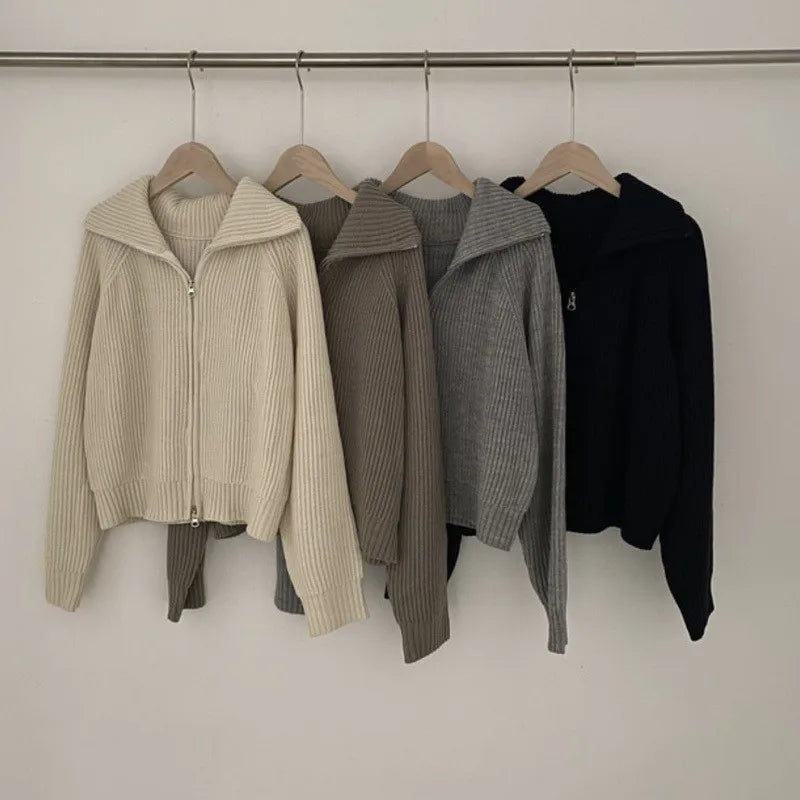 Vintage Zip Cardigan – Slim Knit Grunge Sweater