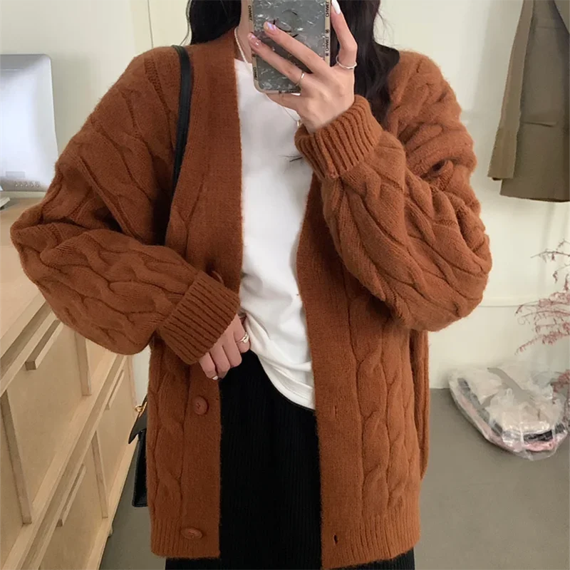 Twist Knit Cardigan – V-Neck Long Sleeve Basic Fit