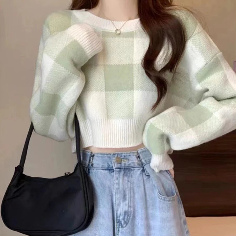 Gentle Knit Pullover – Plaid Contrast