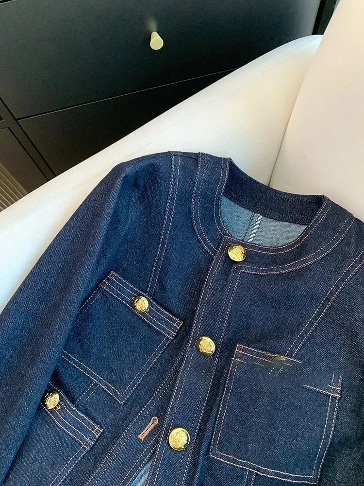 Blue Denim Short Coat – Pocket Detail & Classic Style