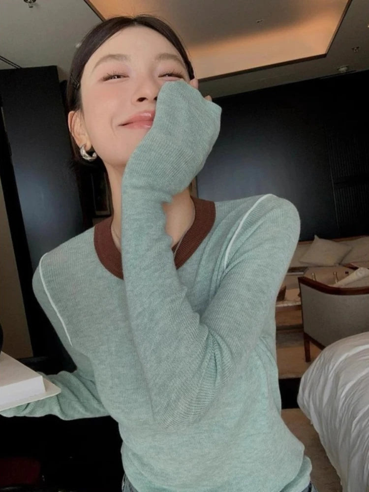 Retro Colorblock Knit Sweater – Slim Fit Long Sleeve Top