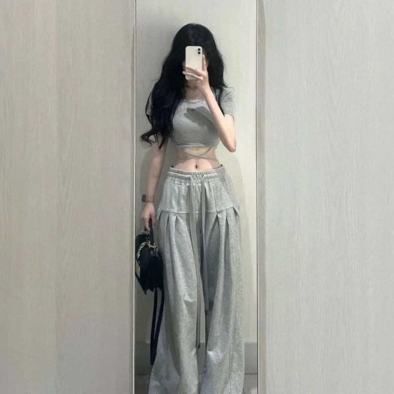 2-Piece Crop Top + Loose Trousers Set – Casual Streetwear Outfit
