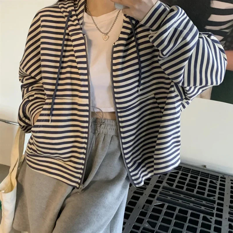 Casual Zip Hoodie – Long Sleeve Streetwear Top