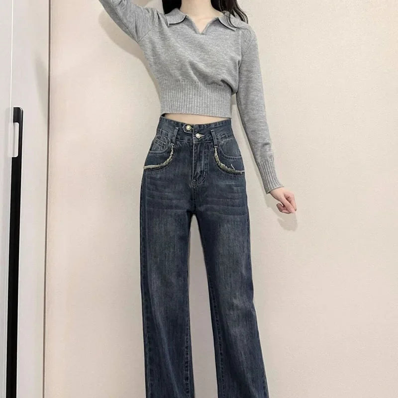 Turndown Collar Knit Sweater – Slim Fit Cropped Pullover