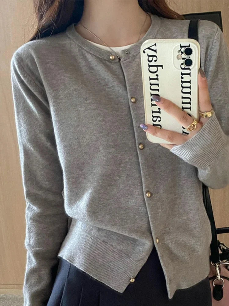 Classic O-Neck Knit Cardigan – Spring Casual