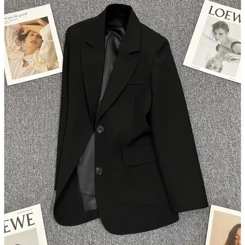 Black Office Blazer – Elegant & Tailored