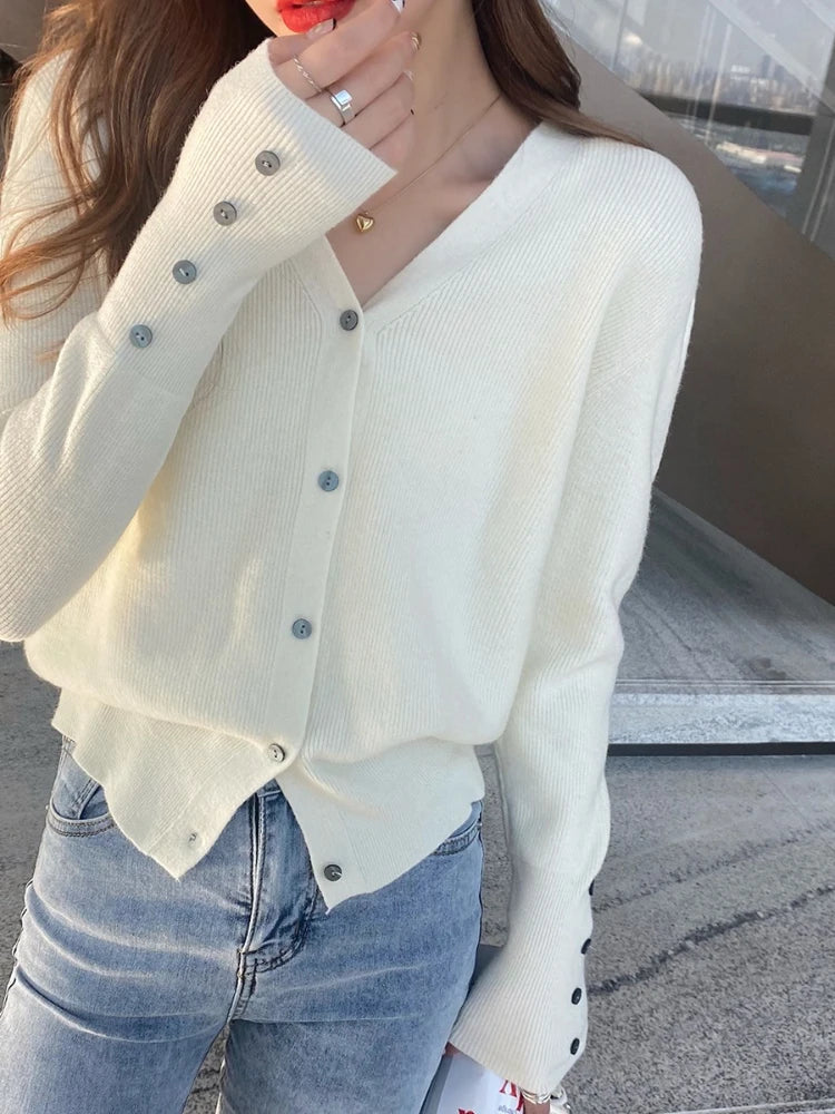 Versatile Knit V-Neck Cardigan – Autumn & Winter Slim Fit Top