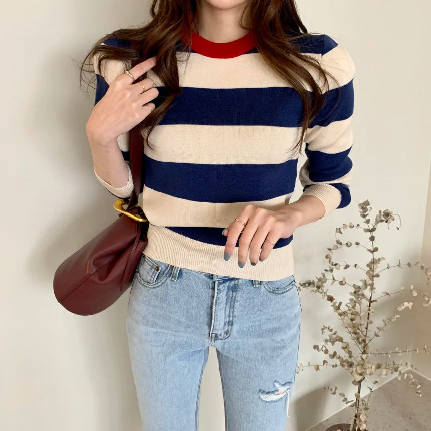 Striped Pullover Sweater – Vintage Knit Top