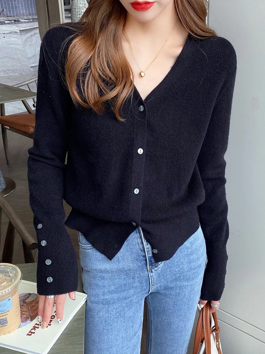 Versatile Knit V-Neck Cardigan – Autumn & Winter Slim Fit Top