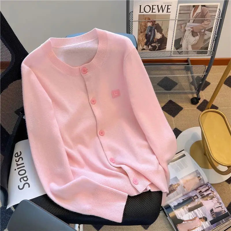 Slim Fit Long-Sleeve Cardigan – Chic & Colorful