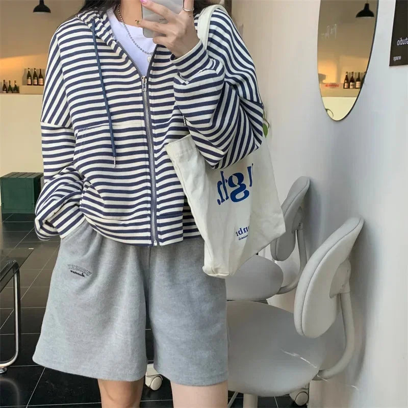 Casual Zip Hoodie – Long Sleeve Streetwear Top
