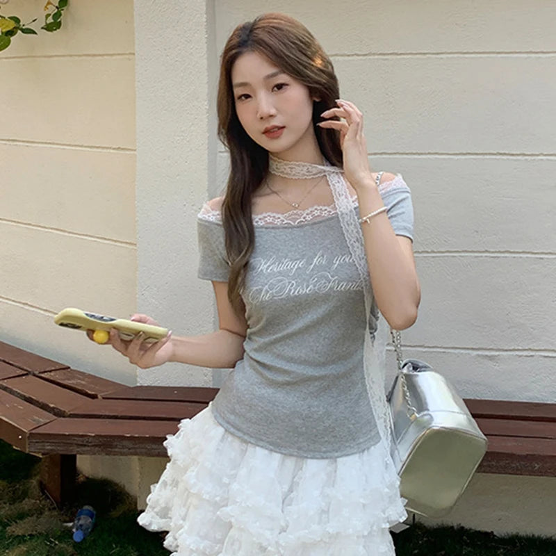 Lace Slash-Neck Off-Shoulder Slim Tee – Feminine & Flirty