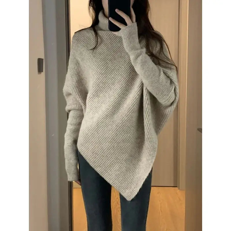 Off-White Turtleneck Knit Sweater – Slim Fit Warm Pullover